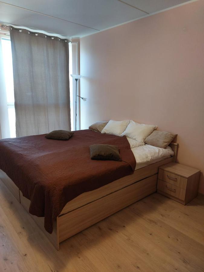 Rotermanni District Bee Apartment Tallinn Buitenkant foto